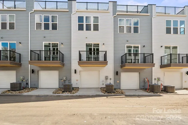 $2,600 | 3015 Jolene Court, Charlotte, NC 28206