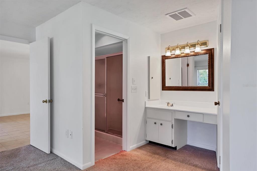 3930 Center Gate Circle, Unit 16 Sarasota, FL 34233 - Photo 20 of 30