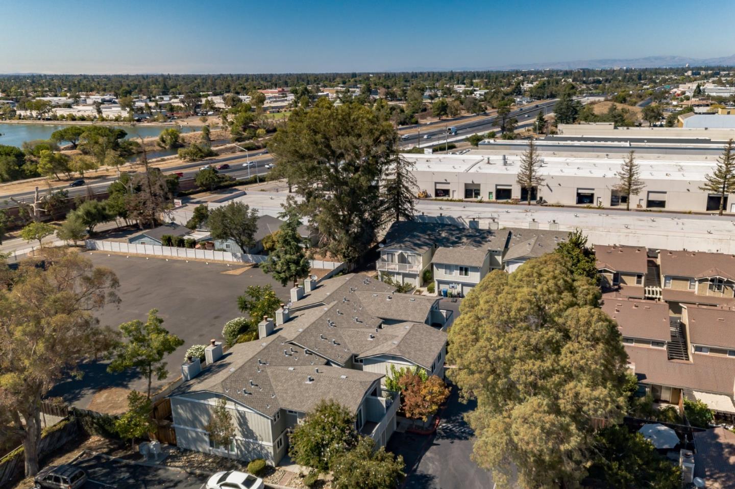 101 Redding Road, Unit B2 Campbell, CA 95008 - Photo 2 of 32