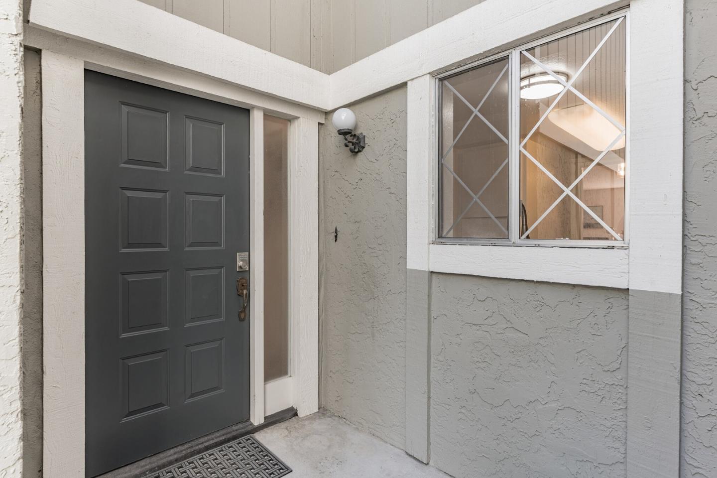 101 Redding Road, Unit B2 Campbell, CA 95008 - Photo 4 of 32 a view of an empty room