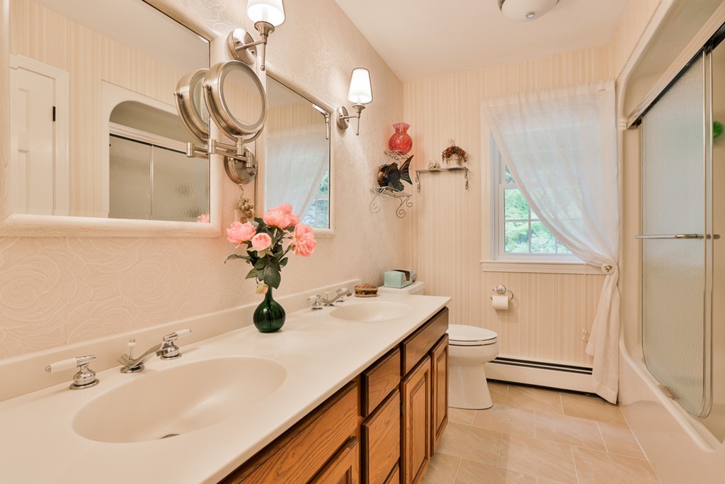 204 East Road Westminster, MA 01473 - Photo 24 of 27 Gallery Image 24