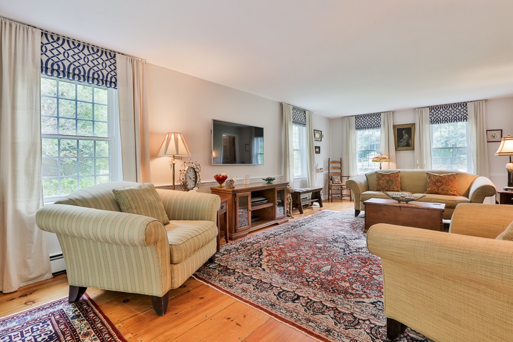 204 East Road Westminster, MA 01473 - Photo 8 of 27 Gallery Image 8