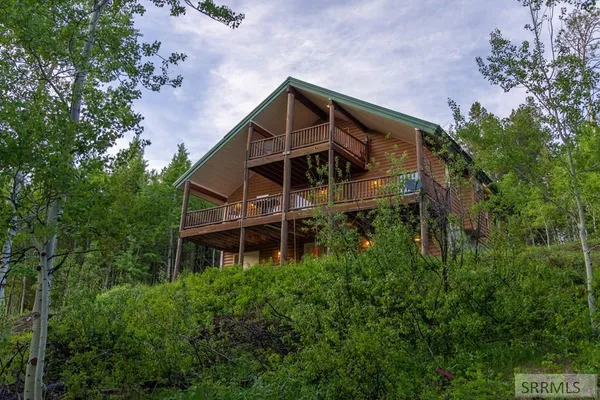 $899,000 | 4770 Deer Drive, Island Park, ID 83429