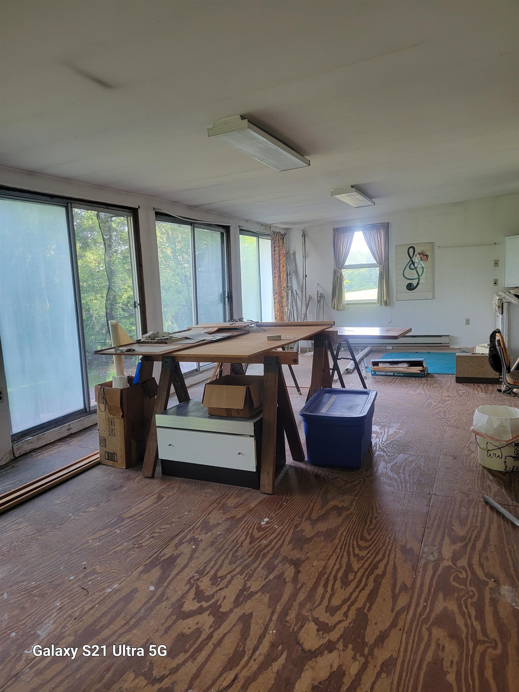 1189 Shipwreck Road Shenandoah, VA 22849 - Photo 13 of 22 a living room with furniture and a rug
