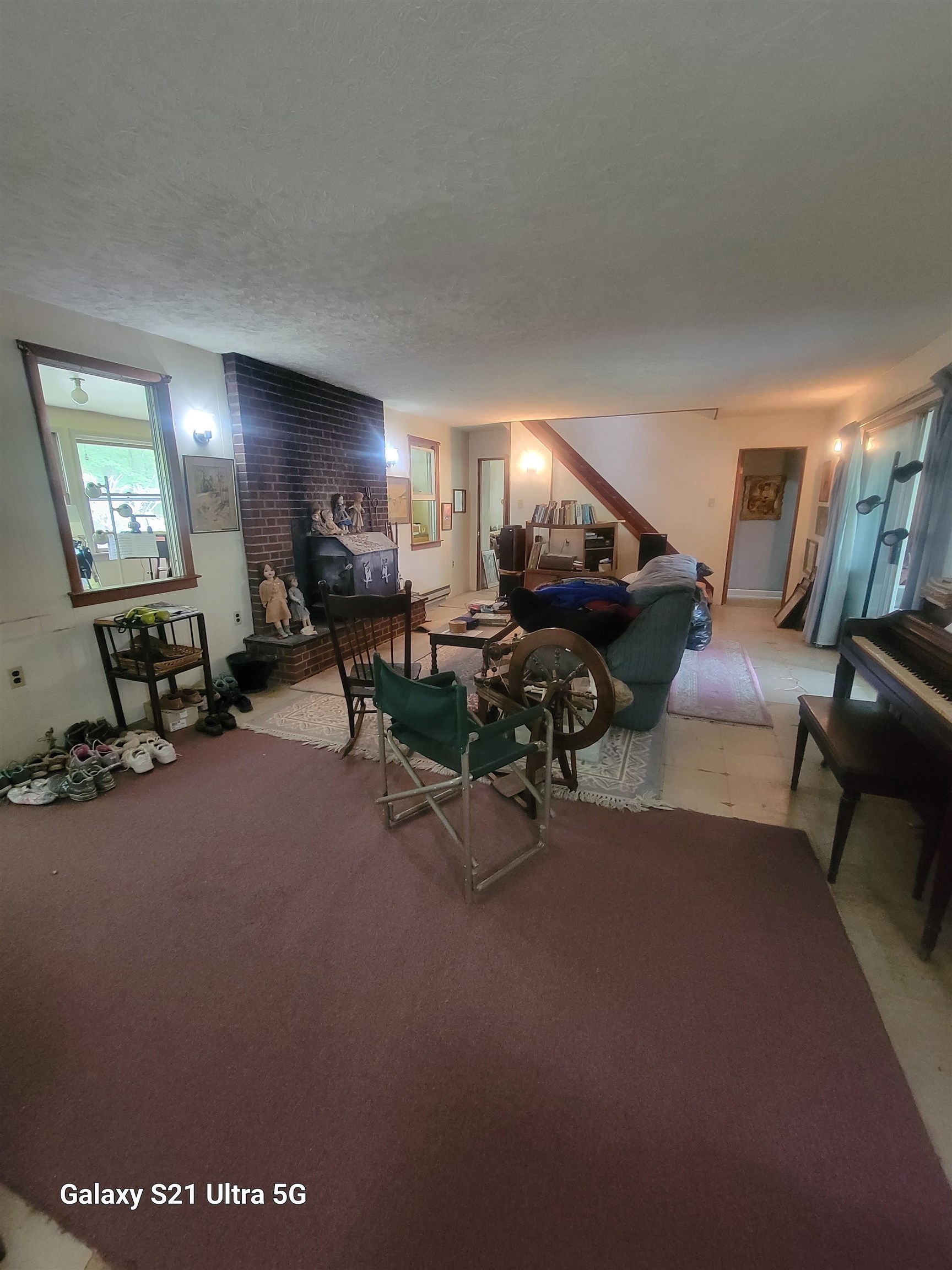 1189 Shipwreck Road Shenandoah, VA 22849 - Photo 7 of 22 a living room with furniture and a window