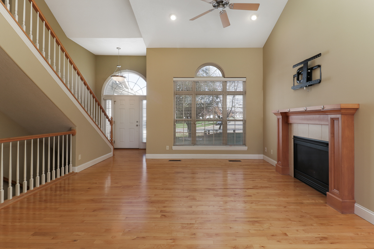 2301 Callard Lane Normal, IL 61761 - Photo 8 of 39 Gallery Image 8