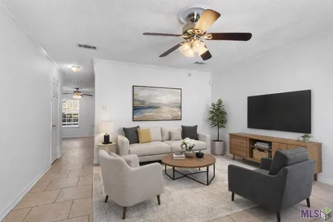 $114,000 | 4624 Parkoaks Drive, Unit 11, Baton Rouge, LA 70816