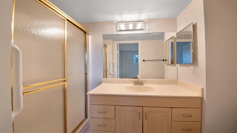 $119,900 | 7118 Golf Colony Court, Unit 105, Lake Worth, FL 33467