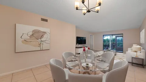 $119,900 | 7118 Golf Colony Court, Unit 105, Lake Worth, FL 33467