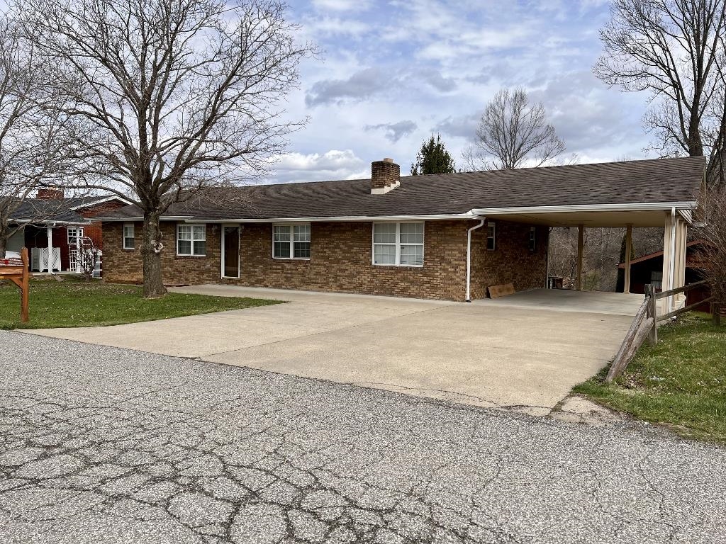 2227 East Thompson Road Ashland, KY 41102 - Photo 1 of 1