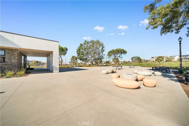 $5,200 | 297 Shoveler, Irvine, CA 92618