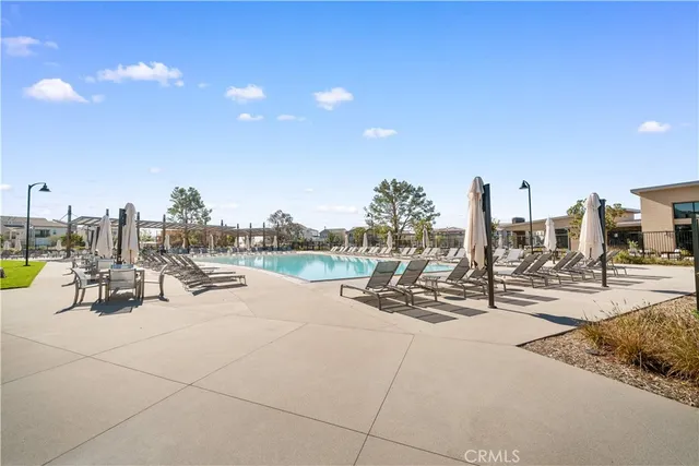 $5,200 | 297 Shoveler, Irvine, CA 92618