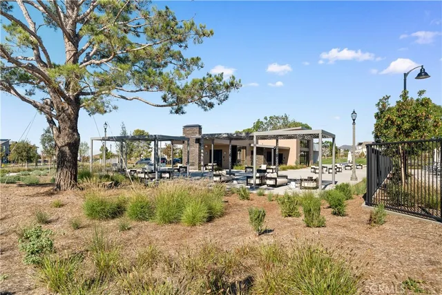 $5,200 | 297 Shoveler, Irvine, CA 92618