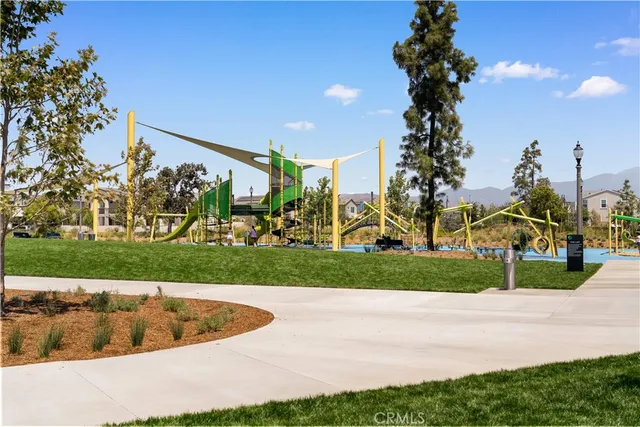 $5,200 | 297 Shoveler, Irvine, CA 92618