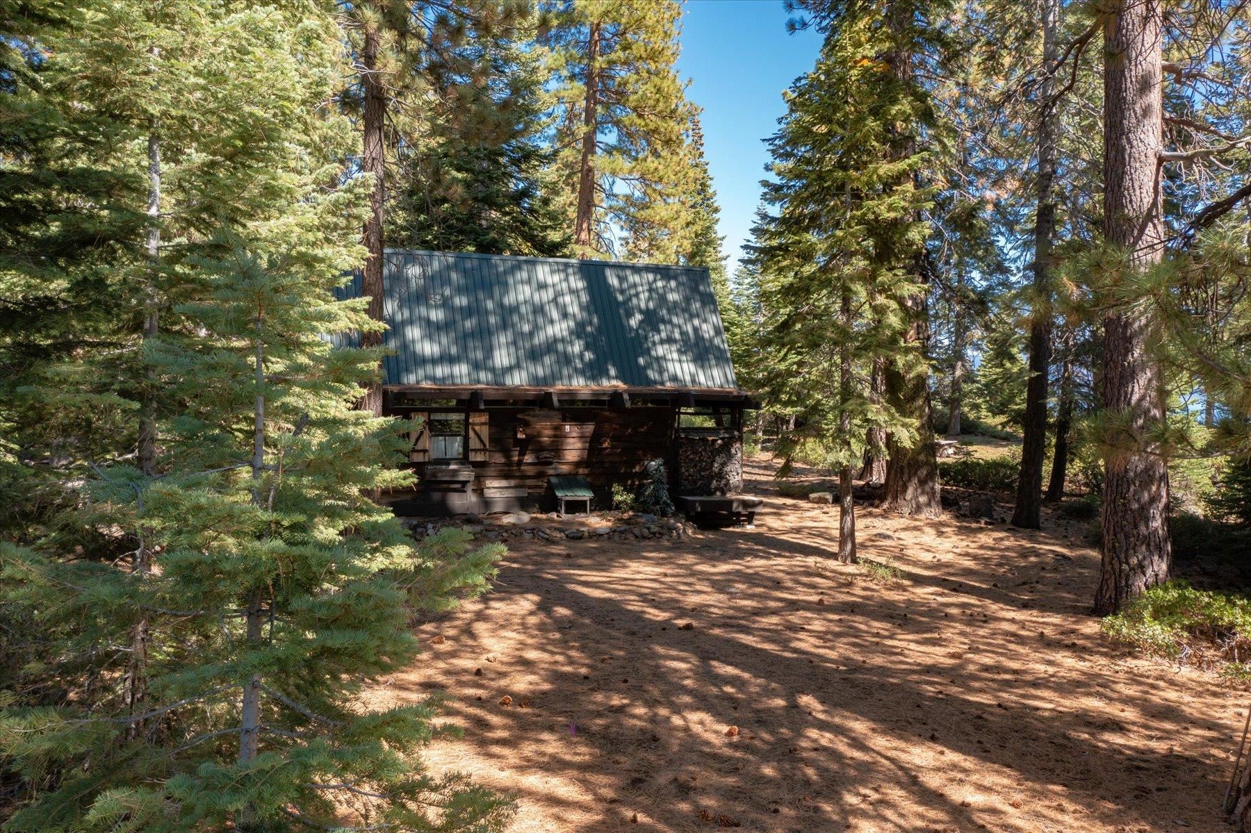 460 Old County Road Carnelian Bay, CA 96140 - Photo 16 of 27
