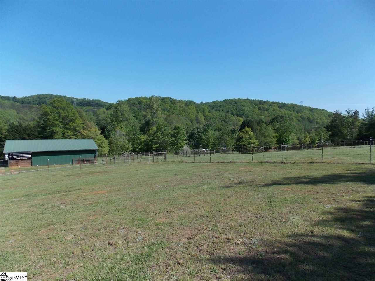 222 Holly Springs School Road Pickens, SC 29671 - Photo 5 of 36 Gallery Image 5