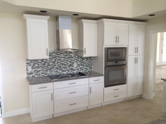 20085 Ocean Key Drive Boca Raton, FL 33498 - Photo 7 of 18 kitchen range