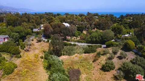 $1,250,000 | 6825 Fernhill Drive, Malibu, CA 90265