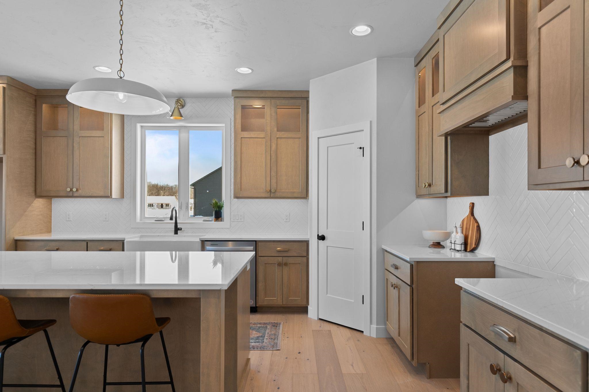 W5826 Roundstone Place Menasha, WI 54952 - Photo 17 of 47