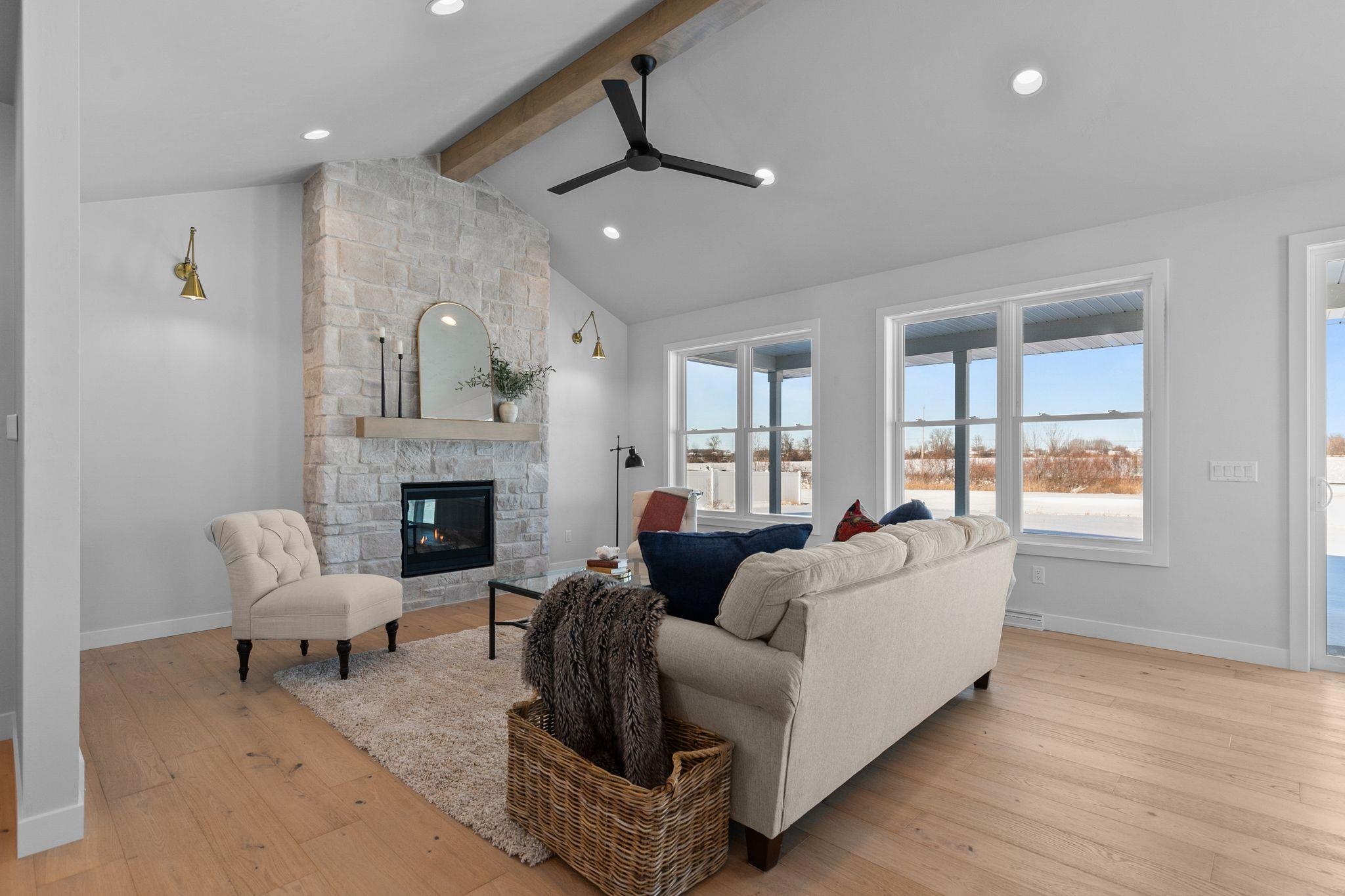 W5826 Roundstone Place Menasha, WI 54952 - Photo 8 of 47