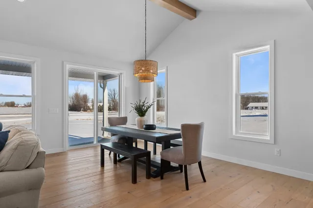 $659,900 | W5826 Roundstone Place, Menasha, WI 54952