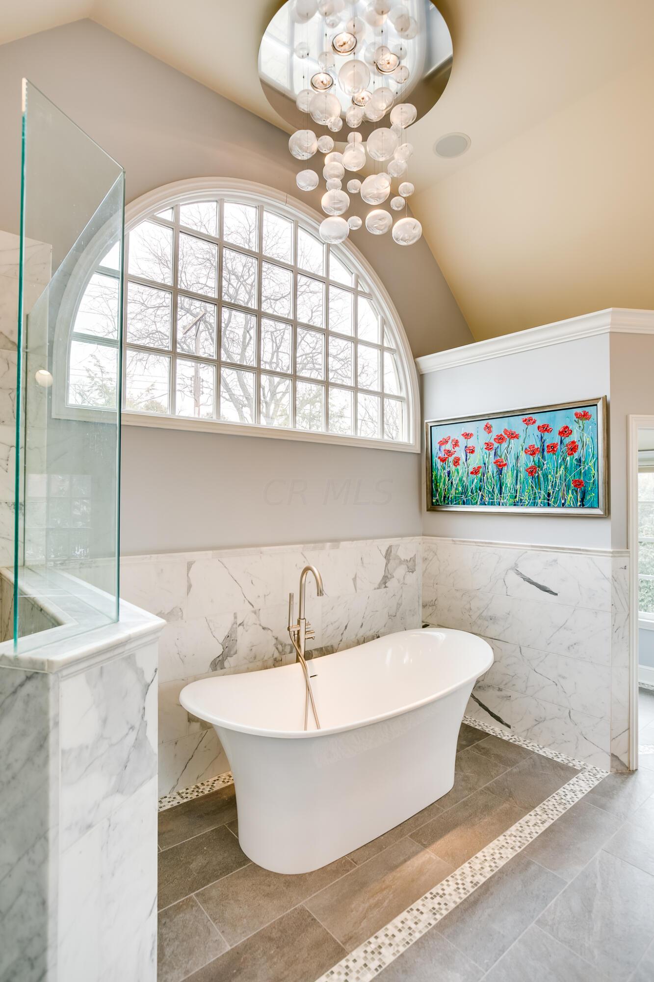2252 Tremont Road Columbus, OH 43221 - Photo 49 of 97 Remodeled primary bathroom suite