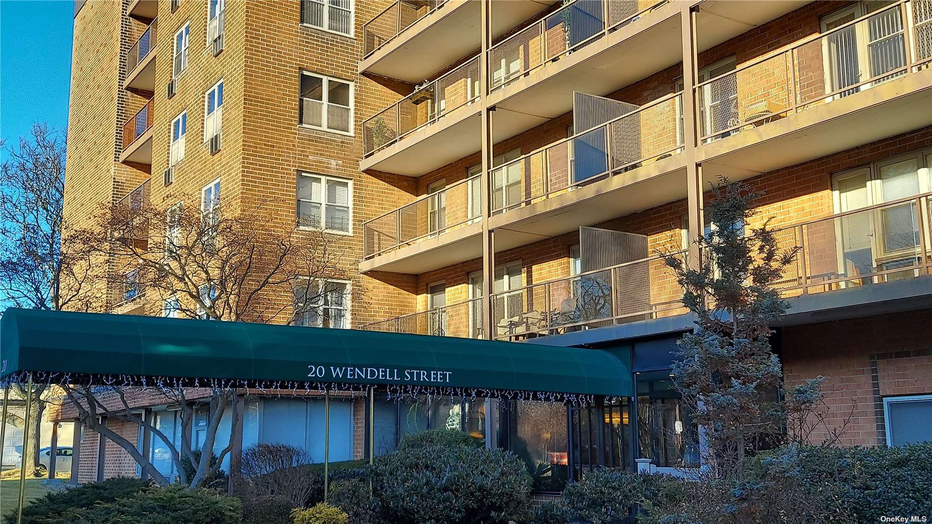 20 Wendell Street, Unit D2, Hempstead, NY 11550 Compass