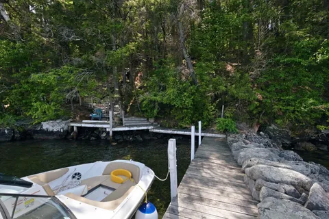 $295,000 | 23 Diamond Island, Laconia, NH 03246