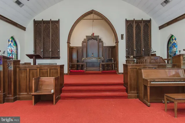 $299,999 | 201 East Main Street, Sharpsburg, MD 21782