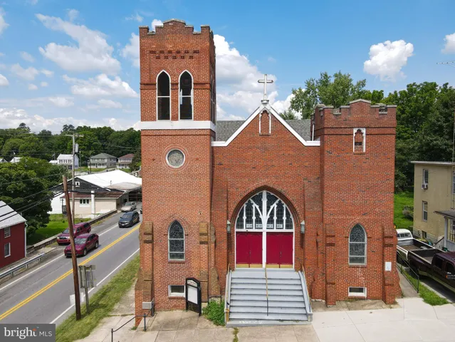 $299,999 | 201 East Main Street, Sharpsburg, MD 21782