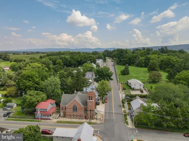 $299,999 | 201 East Main Street, Sharpsburg, MD 21782