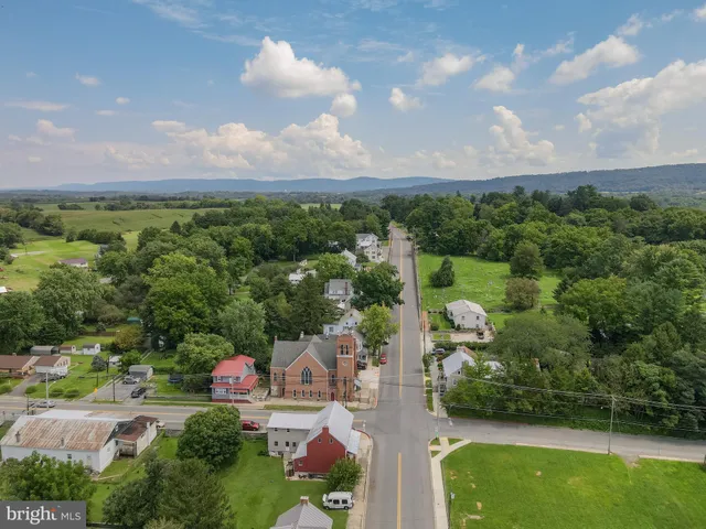 $299,999 | 201 East Main Street, Sharpsburg, MD 21782