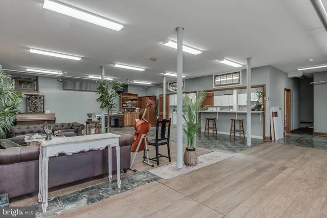 $299,999 | 201 East Main Street, Sharpsburg, MD 21782