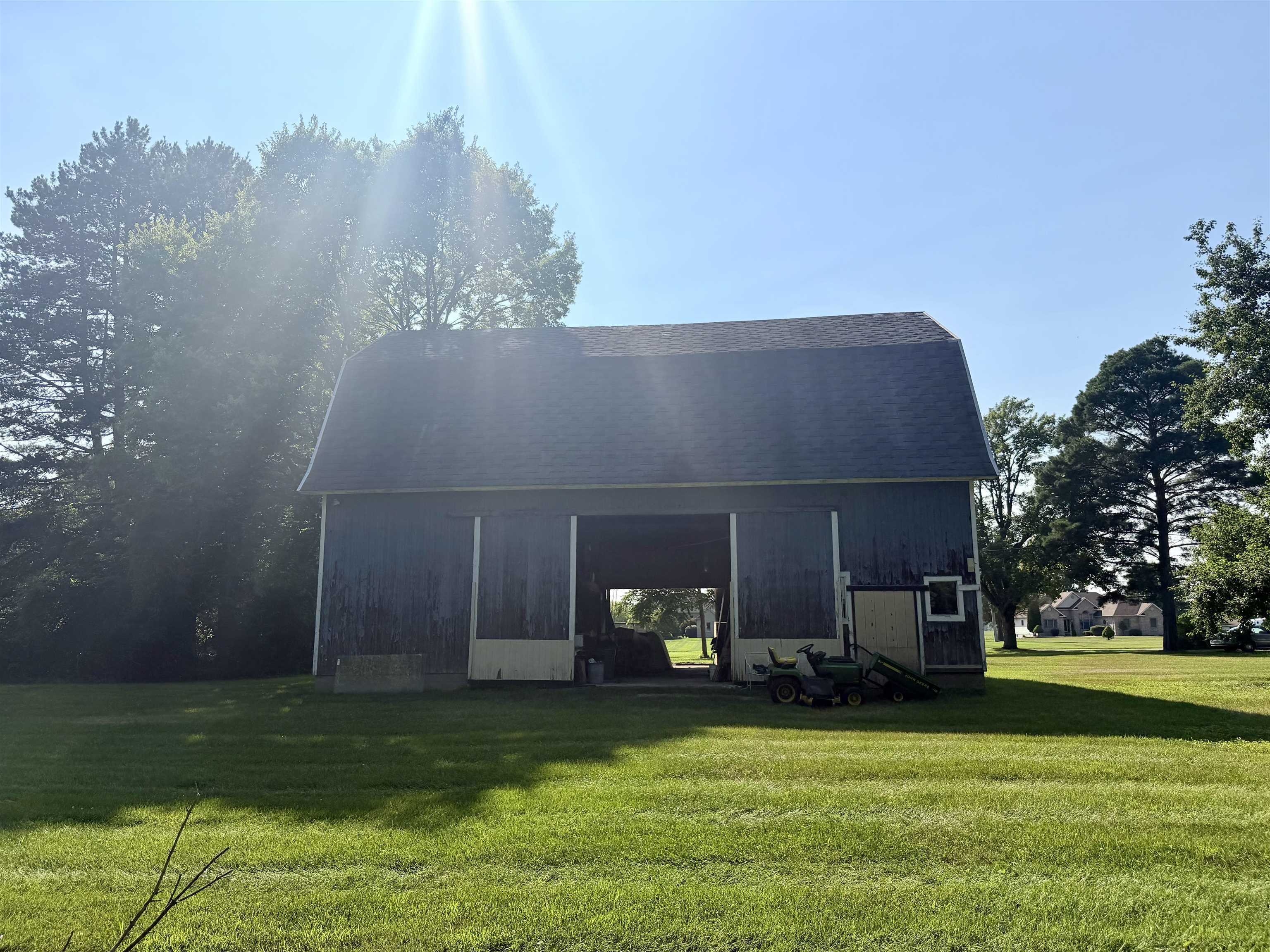 7310 North Seymour Road Flushing, MI 48433 - Photo 15 of 18 50217473-775a0f96-1778-45e7-a821-e8914abc4255.JPG