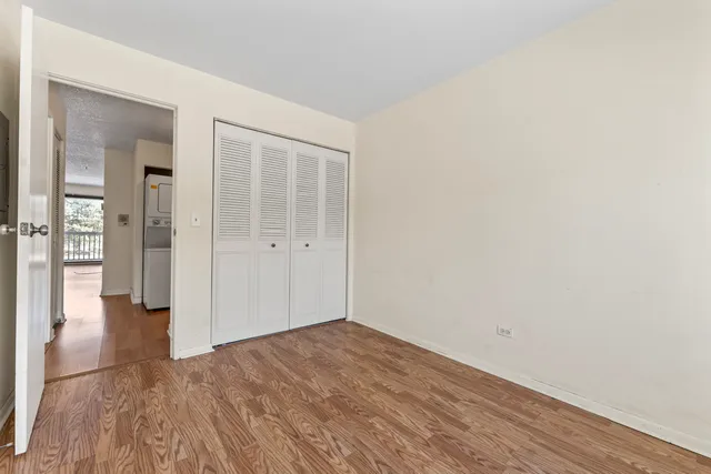 $1,500 | 225 North Gregory Street, Unit 6, Aurora, IL 60504