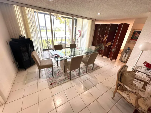 a view of a livingroom with furniture