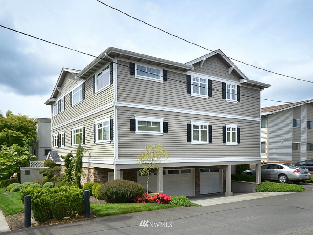 303 Walnut Street, Unit 201 Edmonds, WA 98020 - Photo 21 of 24