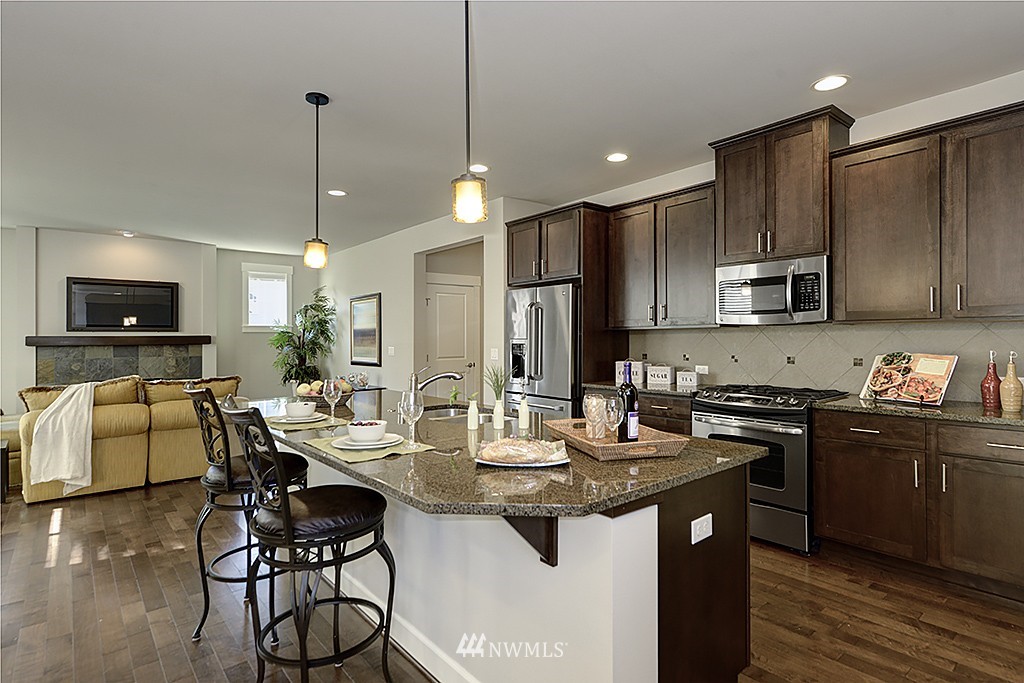 100 Shadow Avenue Northeast Renton, WA 98059 - Photo 12 of 24