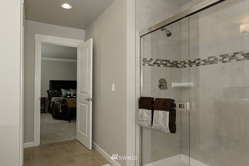 100 Shadow Avenue Northeast Renton, WA 98059 - Photo 15 of 24
