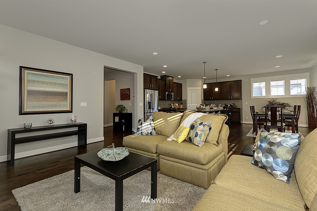 100 Shadow Avenue Northeast Renton, WA 98059 - Photo 9 of 24