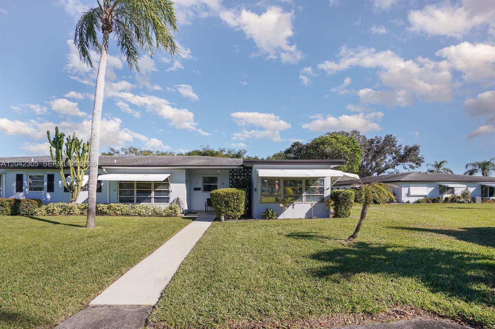 560 High Point Drive, Unit D Delray Beach, FL 33445 - Photo 23 of 34