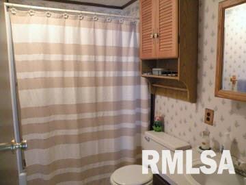 1008 Myers Road Centralia, IL 62801 - Photo 8 of 11