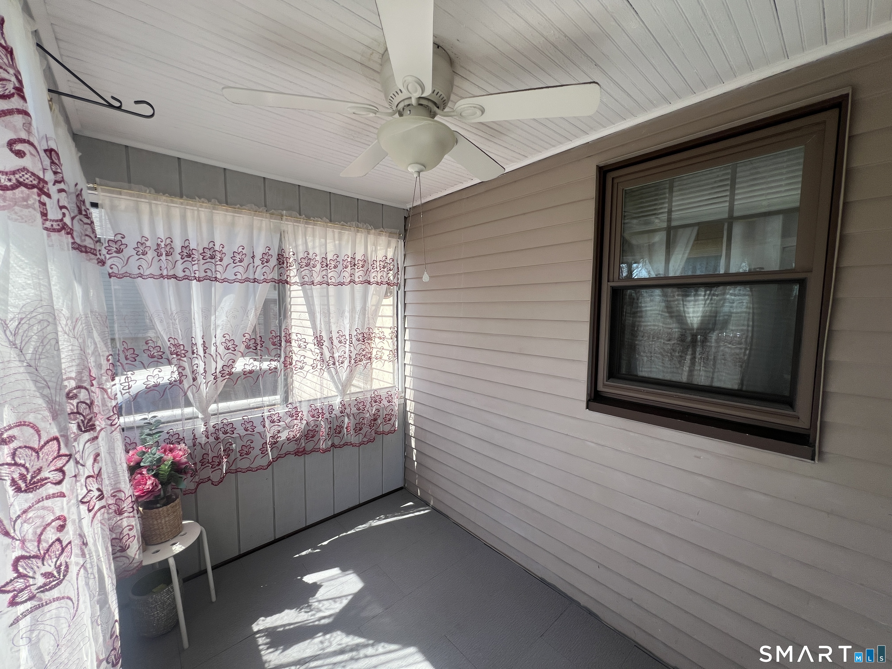755 Congress Avenue Waterbury, CT 06708 - Photo 25 of 36