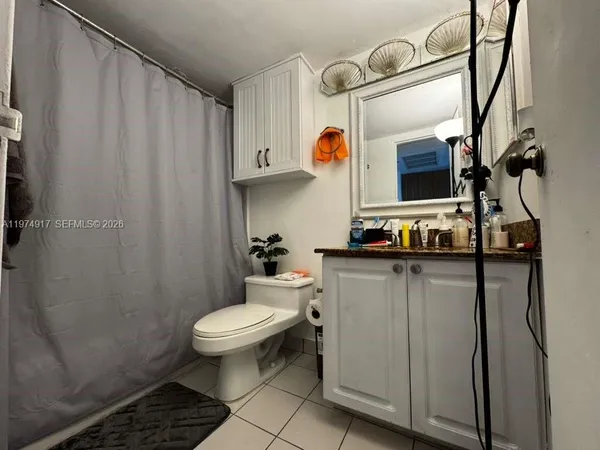 $1,950 | 19201 Collins Avenue, Unit 432, Sunny Isles Beach, FL 33160