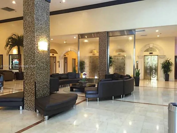 $1,950 | 19201 Collins Avenue, Unit 432, Sunny Isles Beach, FL 33160