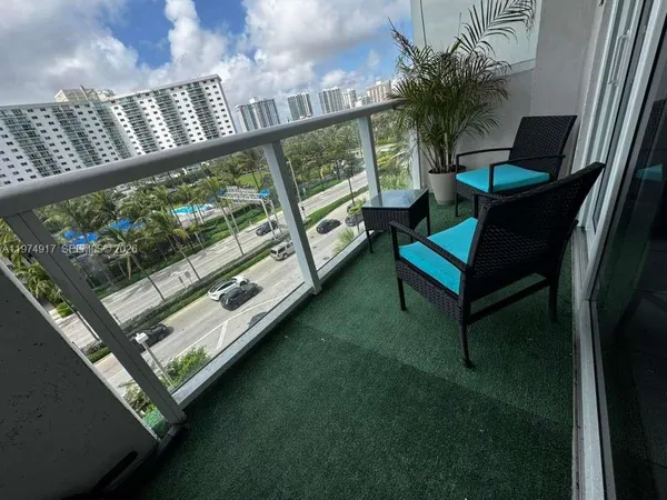 a view of outdoor space