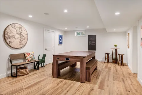 $4,995,000 | 1048 Ocean Road, Narragansett, RI 02882