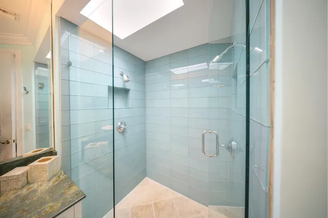 $7,950,000 | 16 Sunset Key Drive, Key West, FL 33040