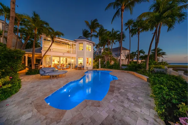 $7,950,000 | 16 Sunset Key Drive, Key West, FL 33040