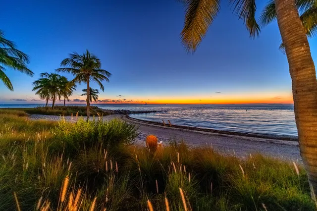 $7,950,000 | 16 Sunset Key Drive, Key West, FL 33040